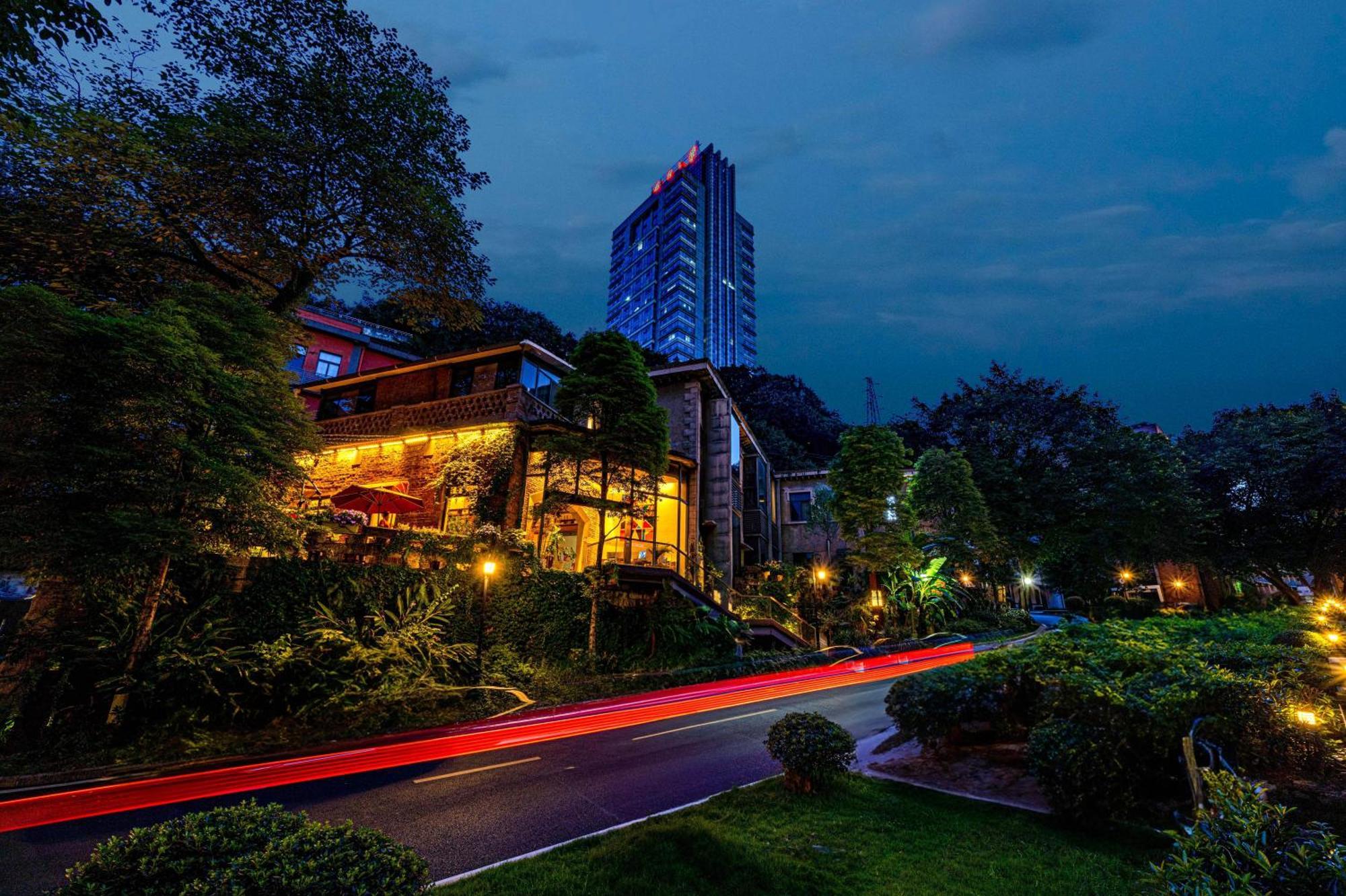 Wuyu Hotel - Chongqing University & Ciqikou Ancinet Town Exterior photo
